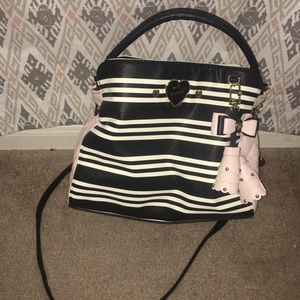 Betsy Johnson BRAND NEW Purse w/long strap